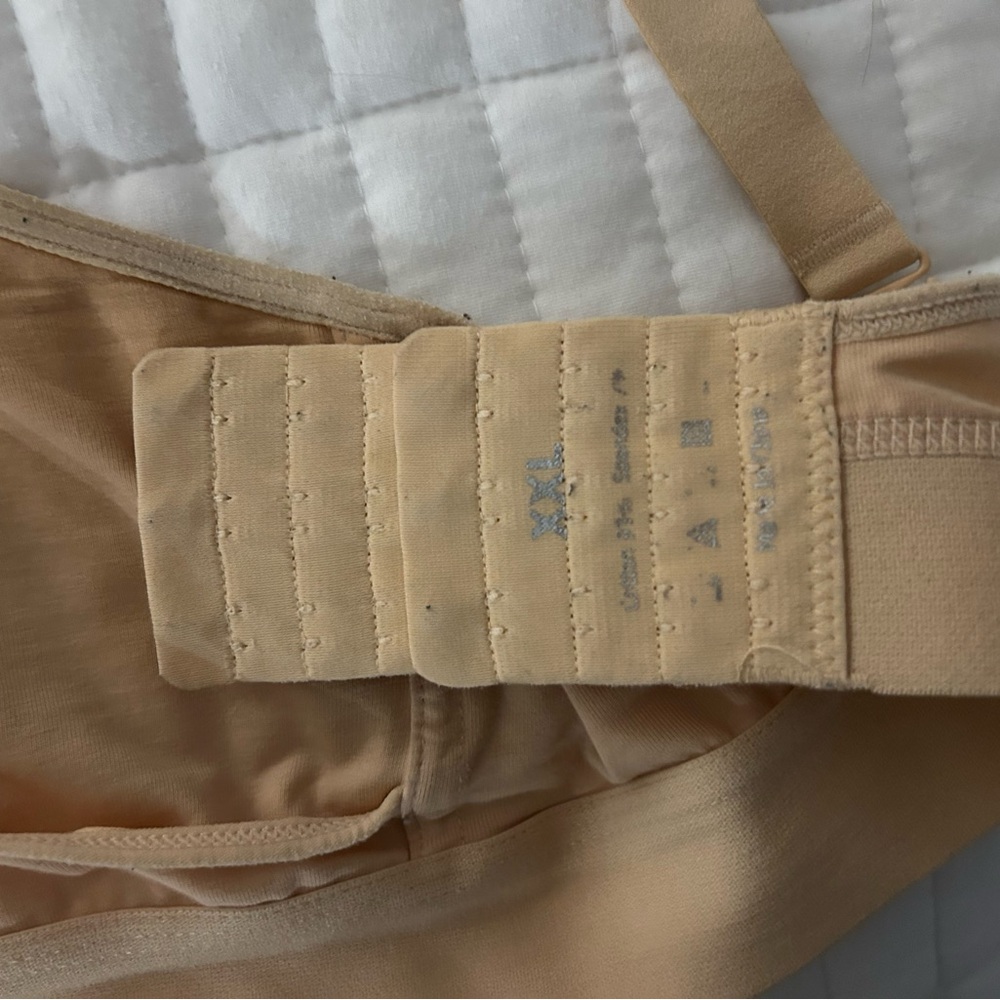 Momcozy Nursing Bra - Picture 5 of 9